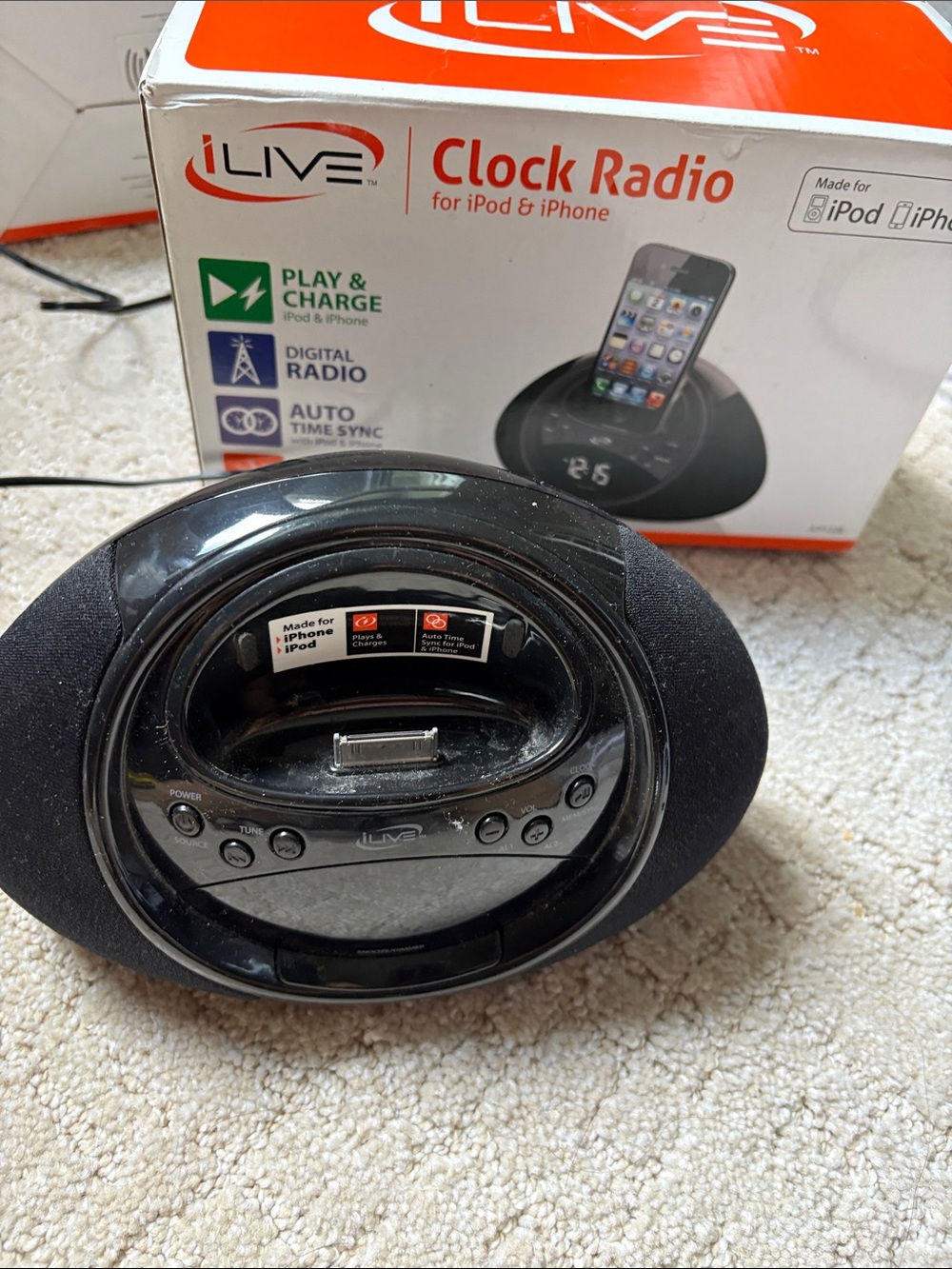 iLive Clock Radio for IPod and IPhone Black